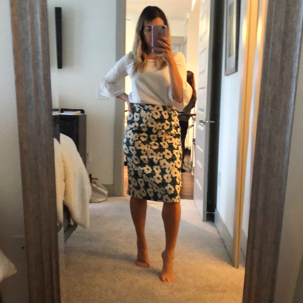 Who what wear floral pleated skirt